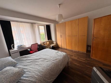 Shared housing 240 m² in Brussels Laeken