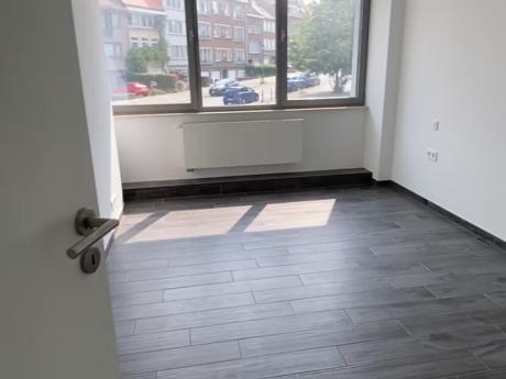 Studio 60 m² in Brussels Laeken