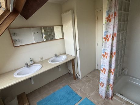 Room in owner's house 40 m² in Brussels Evere