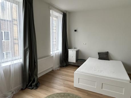共享租房 250 m² 在 Brussels Anderlecht