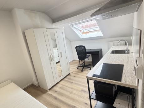 合租房 12 m² 在 Brussels Etterbeek / Europe