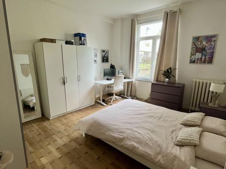 Co-locatie 150 m² in Brussel Elsene : Naamsepoort / Flagey