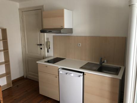 Studio 15 m² in Brussel Elsene : kerkhof