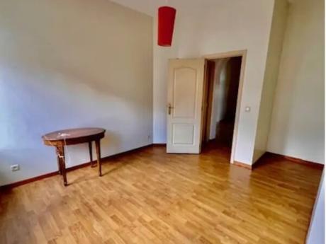 Shared housing 16 m² in Brussels Ixelles : cimetiere