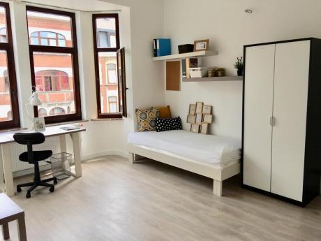 Co-locatie 40 m² in Brussel Elsene : kerkhof