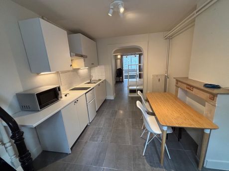 Studio 40 m² à Bruxelles Ixelles : Cimetière