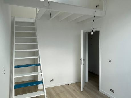 Student room 300 m² in Brussels Anderlecht