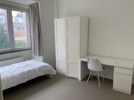 共享租房 150 m² 在 Brussels Ixelles : cimetiere