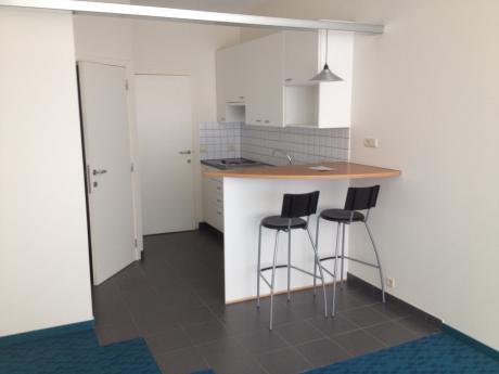 Studio 22 m² in Brussel Elsene : kerkhof