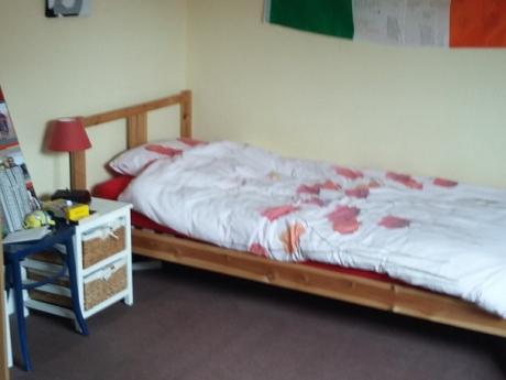 Room in owner's house 18 m² in Brussels Etterbeek / Europe