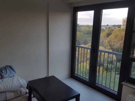 Studio 0 m² in Brussel Elsene : kerkhof