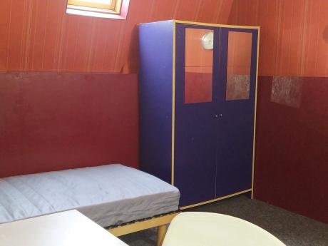 合租房 12 m² 在 Brussels Schaerbeek