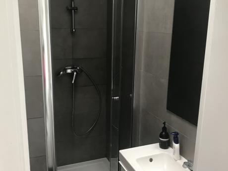 合租房 25 m² 在 Brussels Ixelles : cimetiere